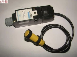 Escort   Systems HMS827-03 K012 Passive RFID Reader/Write #W5 - Bild 1 von 4