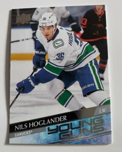 2020-21 Upper Deck Series 2 Nils Hoglander Young Guns Rookie YG #462 - Picture 1 of 2