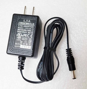 AC 100-240V to DC 12V 1A Power Supply Adapter UL listed 2.1mm Plug - Picture 1 of 1