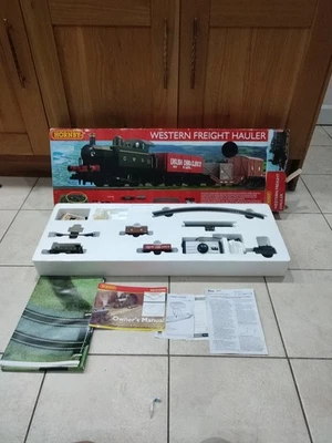 HORNBY WESTERN FREIGHT HAULER TRAIN SET - Image 1 of 4