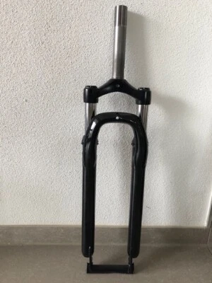 Federgabel 80 mm  28" ,  1 1/8 Zoll Trekking Schwarz Scheibenbremse 155mm Schaft - Bild 1 von 3