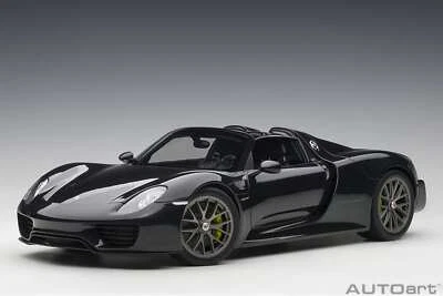AUTOart - 1:12 Porsche 918 Spyder 2013 "Weissach Package" Black Metallic - Co... - Image 1 of 4