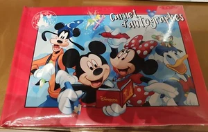 Autograph Book 2 Parks Disneyland Paris - Picture 1 of 2