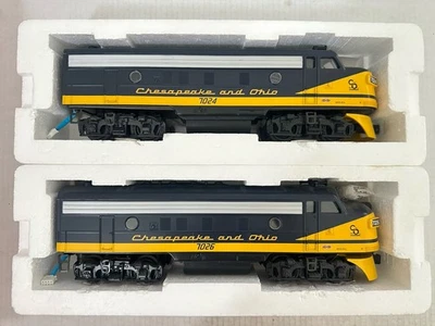 Williams O F71101 C&O F7 Powered Unit A W/Horn #7024 & Dummy A Unit #7026 - Image 1 of 4