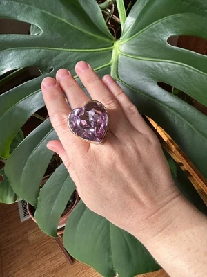 Anel emboscada rosa cristal coração caixa coquetel tom dourado tamanho 7  - Imagem 1 de 4