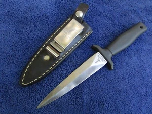RARE VINTAGE ORIGINAL EARLY GERBER BOOT DAGGER MK1 FIGHTING KNIFE AND SHEATH - Picture 1 of 16