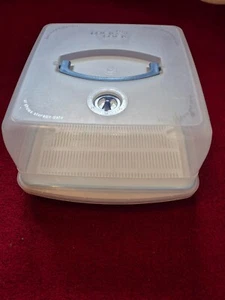 Locknlock Cake Carrier Caddy + clear lid-square holds 28cm cake - Picture 1 of 7