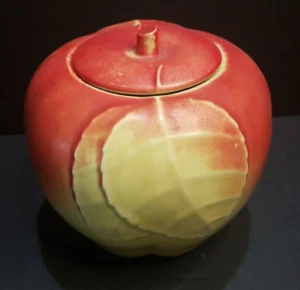 Vintage Hull 1940's Blushing Apple Cookie Jar. Red/Gold Kitchen Decor - Picture 1 of 7