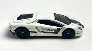Hot Wheels Lamborghini Aventador LP 700-4 Police Car 1:64 **LOOSE**