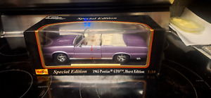 Maisto 1965 Pontiac GTO Convertible Hurst Edition Purple 1:18