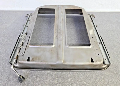 USED ORIGINAL RECARO PORSCHE 356B T6 356C 356SC DRIVERS BUCKET SEAT BASE UNIT - Image 1 of 4