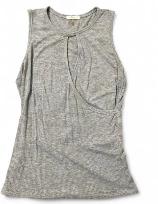 Women’s Soprano gray ribbed peep hole tank top shirt size S  Foto 1 de 4