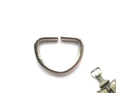 DDR NVA Stasi Grenztruppen Uniformjacken- Ring (für Dolchgehänge des Ehrendolch) - Bild 1 von 3