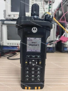 Motorola APX6000XE H98QDH9PW7AN UHF R1 ADP AES DES (No battery) - Zdjęcie 1 z 8