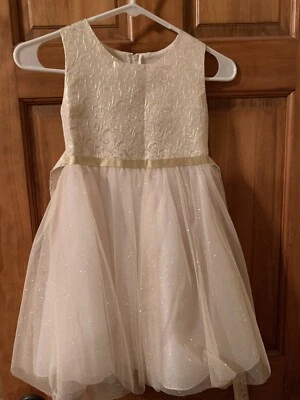 Girls Dress Size 7 - Image 1 of 2
