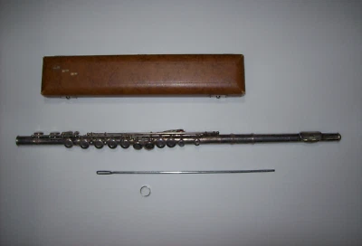 Flauta vintage WT ARMSTRONG #23405, plateada, con estuche rígido Foto 1 de 4