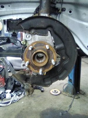 Husillo/nudillo delantero izquierdo Lincoln MKZ 14  Foto 1 de 4