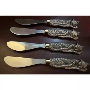 Set 4 coltelli da burro vintage Arthur Court gatto addormentato spargi formaggio - Foto 1 di 8