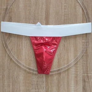 Herren String - rot glänzend - Weihnachtsmann - Größen 5 / 6 /  7 / 8 - Picture 1 of 3
