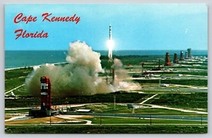 Postal Vista Aérea Cabo Kennedy Florida Martin's Titan Cohete Explosiona NASA - Imagen 1 de 2