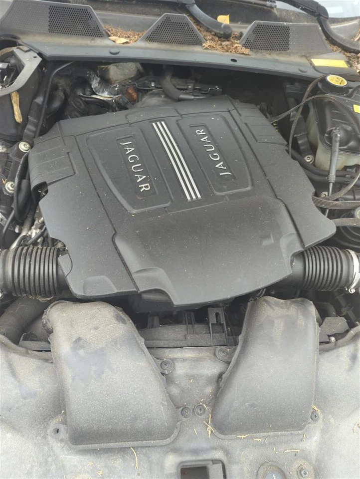 Used Speedometer Gauge fits: 2011 Jaguar Xj cluster Grade A - Image 1 of 4