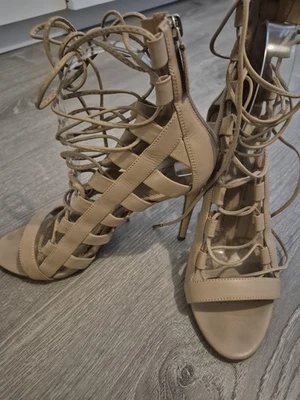 Aquazzura Firenze 裸色皮革系带凉鞋 38.5 码(美国 8.5 码)- 意大利制造 — 第 1/4 张图片