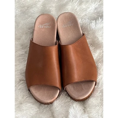 Zuecos para mujer Dansko de cuero marrón Maci Mule punta abierta tacón deslizable talla 39 boho Foto 1 de 4