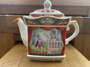 Vintage Porcelain Sadler teapot - Romeo and Juliet - Picture 1 of 8