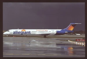Orig 35mm airline slide Allegiant Air MD-83 N876GA - Bild 1 von 1