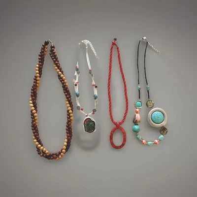 Fashion / Costume Jewelry Necklace Lot of  4 - Assorted Types & Materials - Image 1 of 4