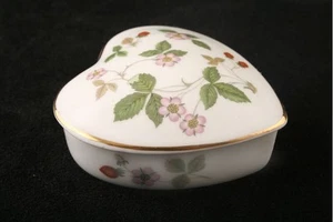 Wedgwood - Wild Strawberry - Box - 78021G - Picture 1 of 1