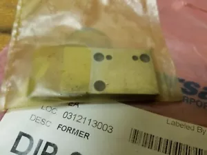 Universal Instruments / Dynapert DIP-2058 Former -- DIP Inserter *NEW* - Picture 1 of 3