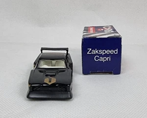 VINTAGE CORGI DRUCKGUSS AUTO SPIELZEUG NICHT BENUTZT IN BOX FORD ZAKSPEED CAPRI 3.0S 1985 UK - Bild 1 von 7