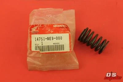 NOS HONDA PC800 VT750 VT1100 VT700 POL. VÁLVULA (EXTERIOR) MOLA 14751-ME9-000 - Imagem 1 de 4