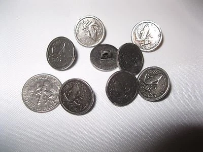 BOTONES 16 PIEZAS Metal Redondo PLATA Botones con Pesca con Mosca Azul PECES Foto 1 de 2