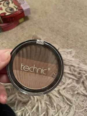TECHNIC Get Gorgeous Highlighting & Illuminating Face Powder Vegan 6g *CHOOSE* - Image 1 of 3