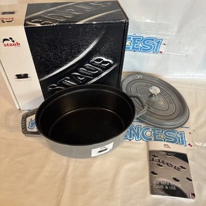 Staub Cast Iron Roaster/Cocotte, Oval 27 cm, 3.2 L, Graphite Grey - Picture 1 of 13