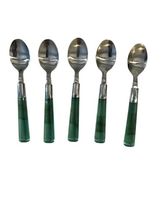 Cubiertos vintage de acero inoxidable con mango de acrílico verde esmeralda 5 cucharas Foto 1 de 4
