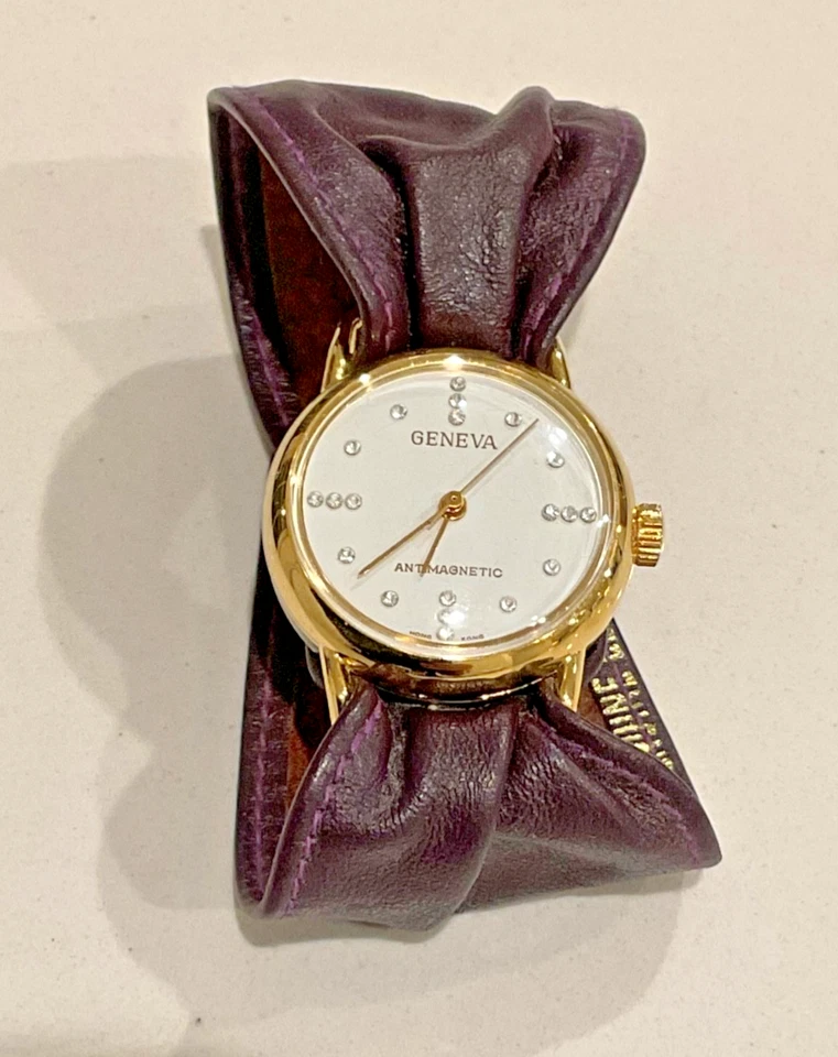 Винтажные б/у женские механические часы GENEVA 30 мм кожаный ремешок протестированы и работают - Изображение 1 из 4
