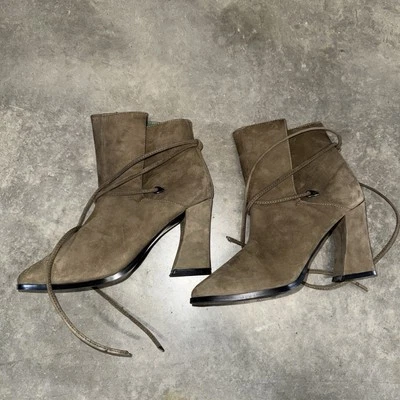 Vintage Colin Stuart Women’s Light Brown Suede Bow Decor Ankle Boots Size 7.5 - Image 1 of 4