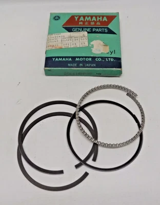 NOS YAMAHA 256-11610-30-00 PISTON RING SET .75MM OS XS1 XS2 TX650 - Image 1 of 4
