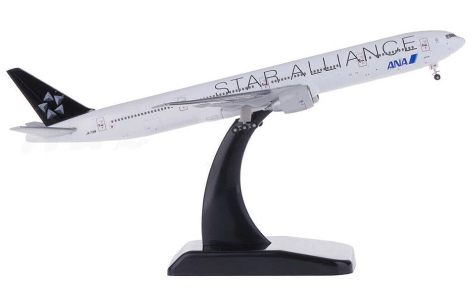 1:500 Hogan ANA STAR ALLIANCE BOEING 777-300ER Passenger Airplane Diecast Model - Image 1 of 4