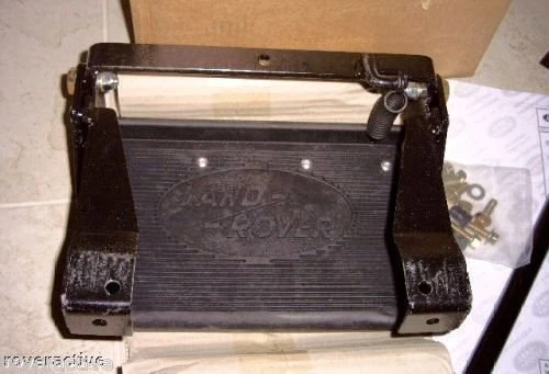 Land Rover Defender 90 110 genuino OEM lado (izquierdo o derecho) escalón nuevo Foto 1 de 1