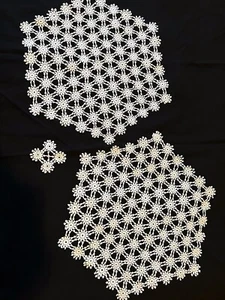 2 TAPETES VINTAGE GRANDES Y 1 PEQUEÑOS  - Imagen 1 de 4