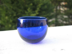 Vintage Blue Glass Salt Cellar Retro. Kitchen Table - Picture 1 of 7