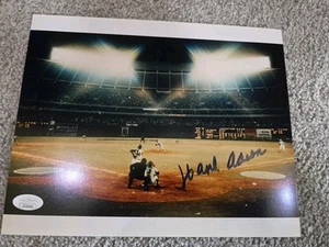 Hank Aaron Signed 8x10 Photo JSA Cert Bold Signature Braves HR 715 - Picture 1 of 1