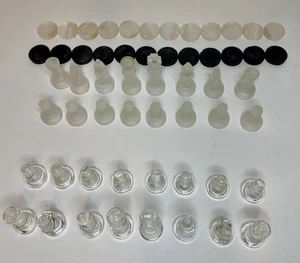 32 PIECE CLEAR AND FROSTED GLASS CHESS SET AND 32 PIECE CHECKERS SET - Picture 1 of 5