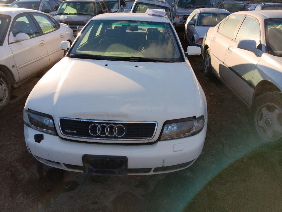 Eje de pasajero eje delantero modelo VIN D octavo dígito compatible con 96-02 AUDI A4 Foto 1 de 4