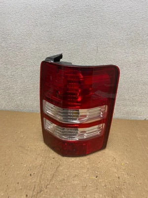 2008 to 2012 Jeep Liberty Right Passenger Rh Side Tail Light Oem V0072 DW - Image 1 of 4