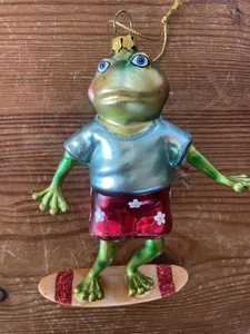 Rana de vidrio de 6" adorno de Navidad Surfer Dude - Imagen 1 de 6